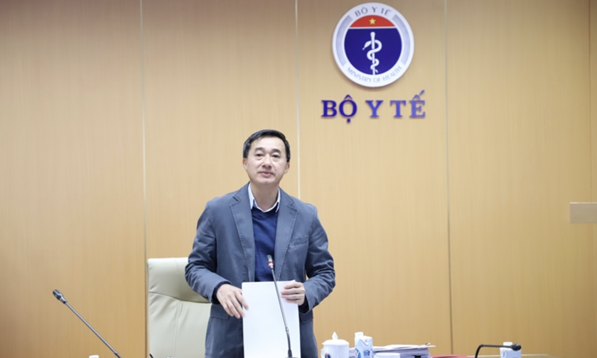 GS.TS Trần Văn Thuấn, Thứ trưởng Bộ Y tế phát biểu trong một cuộc họp về quản lý thuốc lá mới.