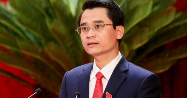 Miễn nhiệm Phó Chủ tịch UBND tỉnh Quảng Ninh Phạm Văn Thành