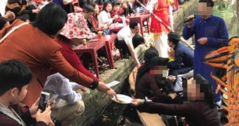 Nghiêm cấm hát quan họ ngửa nón nhận tiền ở hội Lim