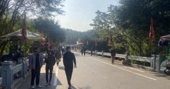 Quảng Ninh: Yên Tử vắng lặng trước giờ khai hội