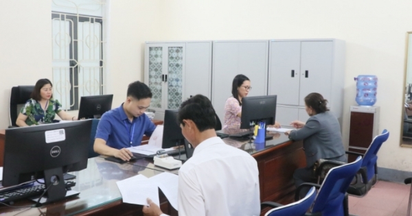 Hà Tĩnh: Đồng ý chủ trương bố trí 1 nhân lực đảm nhiệm văn phòng Đảng ủy cấp xã
