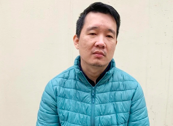 Bị can Vương Mạnh Hưng, cựu cán bộ tại Đội quản lý trật tự xây dựng đô thị quận Hà Đông, Hà Nội. Ảnh: CACC.