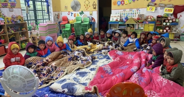 Nhiệt độ xuống dưới 10 độ C, người dân vùng cao Lào Cai chống chọi với giá lạnh