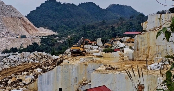 Yên Bái: Cần làm rõ việc khai thác đá, san lấp mặt bằng của Công ty Mạnh Thắng khiến người dân bức xúc