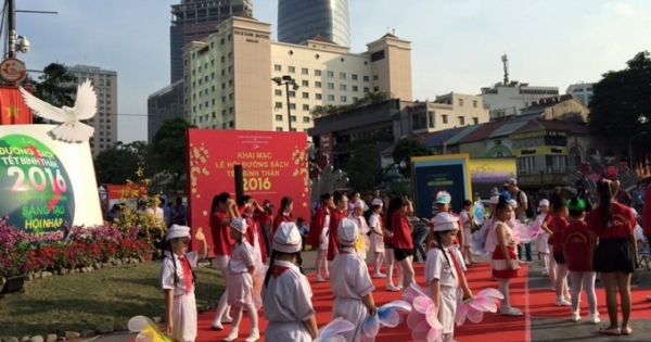 TP HCM: Tưng bừng khai trương lễ hội Đường sách Tết Bính Thân 2016