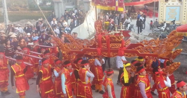 Nam Định: Tưng bừng khai hội lễ Tế Thánh đầu xuân năm mới