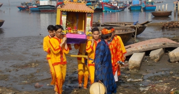 Tưng bừng lễ hội cầu ngư xứ Quảng