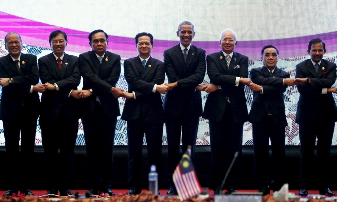 Tổng thống Mỹ Obama c&ugrave;ng c&aacute;c l&atilde;nh đạo c&aacute;c quốc gia ASEAN tại Malaysia hồi th&aacute;ng 11/2015.&nbsp;