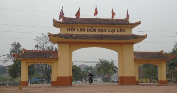 Bắc Ninh: Hàng nghìn du khách thập phương về trẩy hội Lim