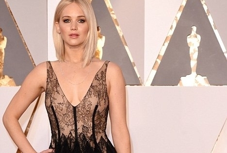 Những bộ trang phục "mát mắt" của các sao Hollywood trên thảm đỏ Oscar 2016