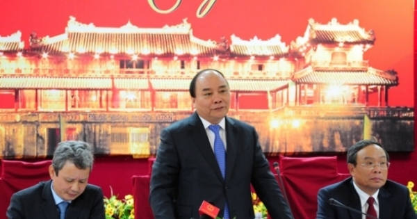 Thủ tướng Nguyễn Xuân Phúc: Năm Dậu, con gà phải cất tiếng gáy sớm