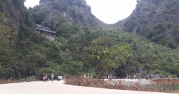 Du xuân vãn cảnh chùa Động Am Tiên, Ninh Bình