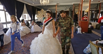 Đám cưới tập thể trong “thời bình” ở Syria diễn ra như thế nào?