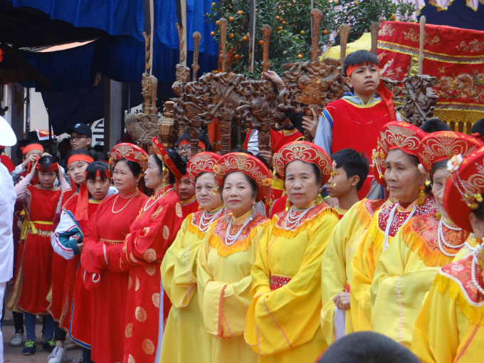 Độc đ&aacute;o nghi lễ rước sắc phong ở hội Lim