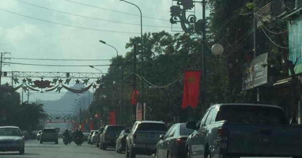 Quảng Ninh: TP Cẩm Phả tiến hành thu phí đỗ xe ô tô, tạo nguồn thu ngân sách