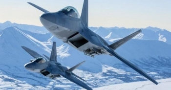 F-22 Raptor và chiến lược của Tổng thống Mỹ Donald Trump ở Biển Đông