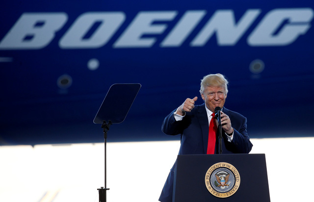 Boeing giảm 1 tỷ USD gi&aacute; Kh&ocirc;ng Lực Một sau khi đ&agrave;m ph&aacute;n với Trump.
