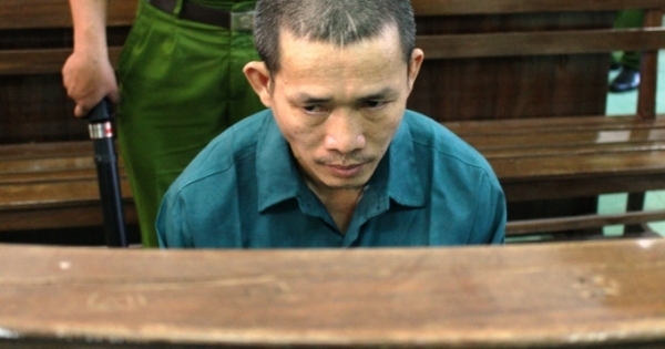 Hoãn phiên tòa với bị cáo bắt ông Huỳnh Văn Nén “ở tù thay”