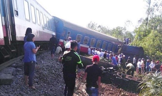 Hiện trường vụ tai nạn đường sắt tại Huế.