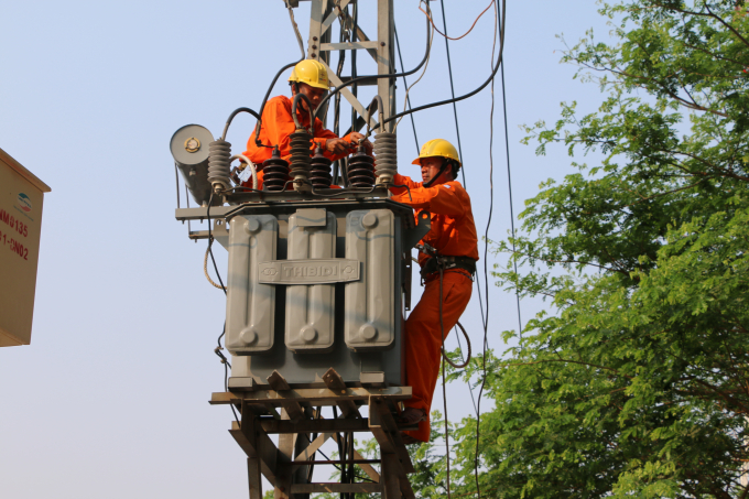 Tổng C&ocirc;ng ty điện lực miền Trung đ&atilde; c&oacute; kế hoạch đảm bảo lưới điện phục vụ trong dịp Tết.