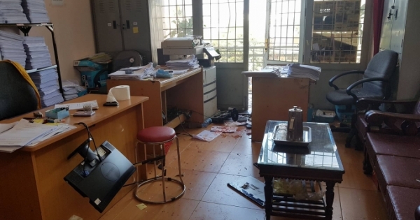 Lâm Đồng: Tạm giữ người đàn ông đập phá Văn phòng công chứng