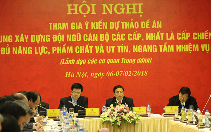 Trưởng Ban Tổ chức TƯ Phạm Minh Ch&iacute;nh