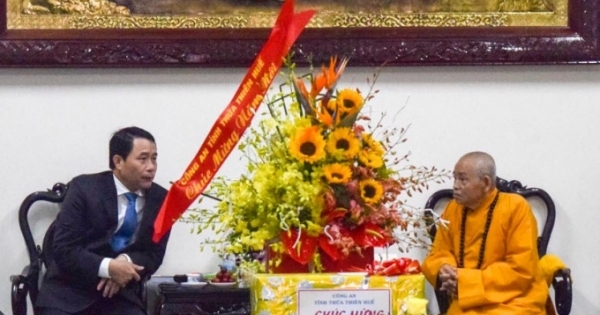 Công an tỉnh thăm và chúc tết Ban trị sự Giáo hội Phật giáo Việt Nam tỉnh TT Huế