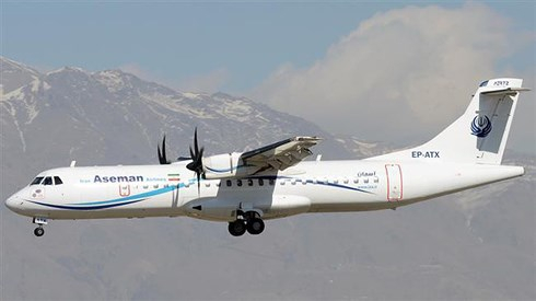 Một chiếc ATR 72-500 của h&atilde;ng h&agrave;ng kh&ocirc;ng Aseman Airlines (Ảnh: PressTV)
