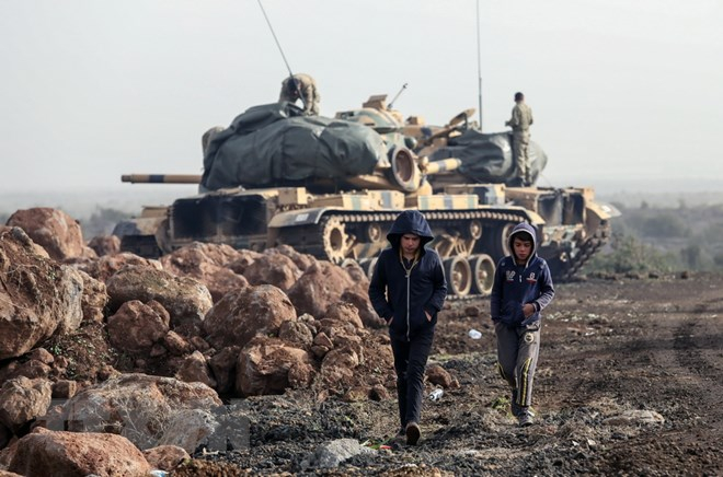 Xe qu&acirc;n sự Thổ Nhĩ Kỳ tại Afrin, Syria ng&agrave;y 22/1. (Nguồn: THX/TTXVN)