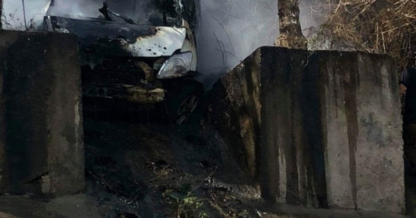 Gia Lai: Điều tra vụ cháy xe ô tô con làm 2 cha con thiệt mạng