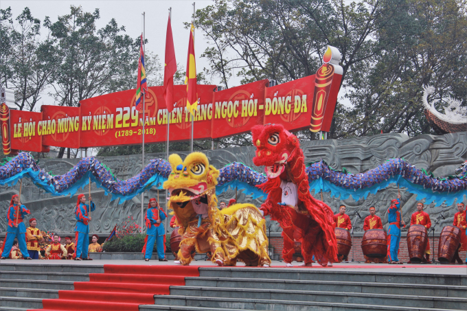 Lễ hội g&ograve; Đống Đa t&aacute;i hiện chiến thắng lịch sử của vua Quang Trung