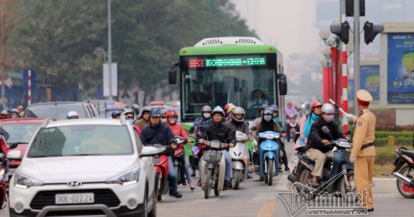 Hà Nội bất ngờ đề xuất cho xe đi vào làn BRT