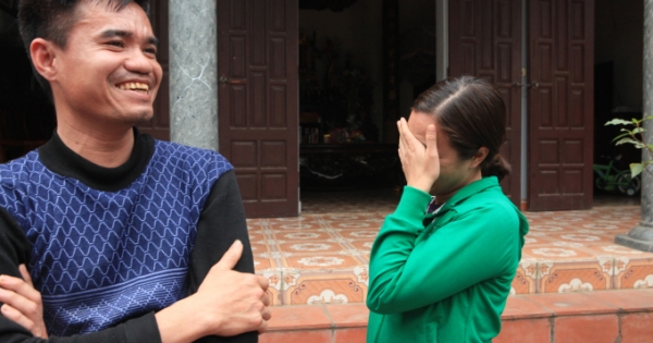 Trò chuyện với cặp vợ chồng làm “chuyện ấy” trong lễ hội độc nhất Việt Nam