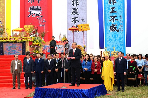 Ph&oacute; Thủ tướng Trương H&ograve;a B&igrave;nh ph&aacute;t biểu tại Lễ hội Tịch điền (Ảnh: VGP/L&ecirc; Sơn)