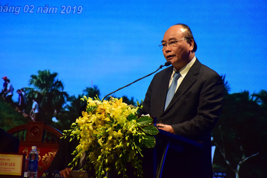 Thủ tướng Nguyễn Xu&acirc;n Ph&uacute;c ph&aacute;t biểu tại hội nghị.