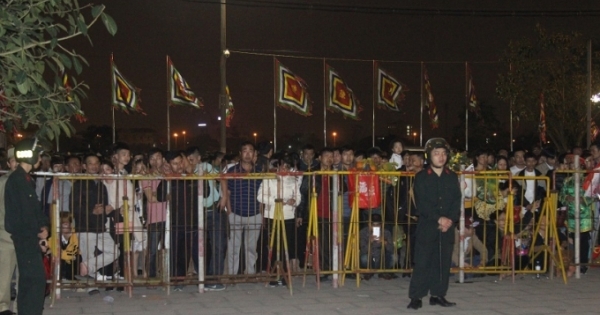 Lực lượng an ninh dày đặc tại Lễ Khai Ấn đền Trần