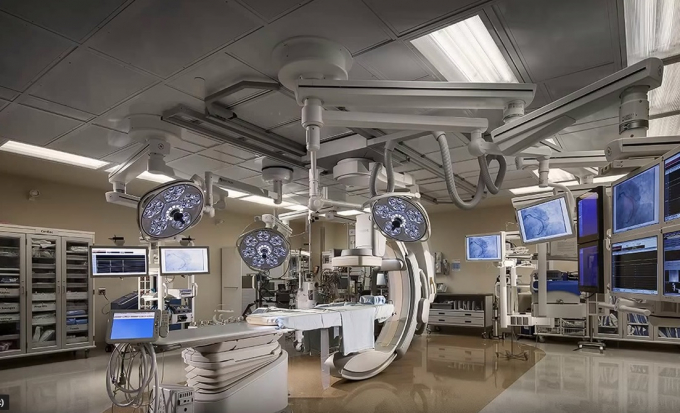 Hệ thống trang thiết bị y khoa hiện đại h&agrave;ng đầu thế giới.