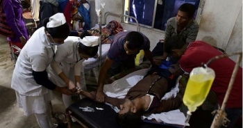 93 người tử vong, 200 người nhập viện vì rượu độc ở Ấn Độ