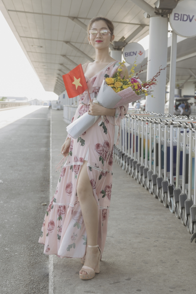 Người kế nghiệm Hương Giang l&ecirc;n đường sang Th&aacute;i dự thi Miss International Queen 2019