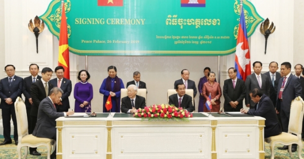 Vietnam Airlines hợp tác với Bộ Du lịch Campuchia giai đoạn 2019-2021