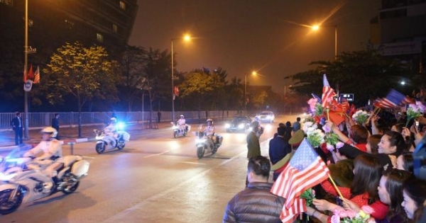 Tổng thống Donald Trump đến Hà Nội, chuẩn bị cho Hội nghị Thượng đỉnh Mỹ - Triều lần 2