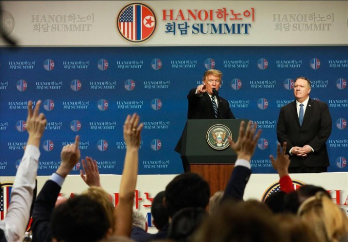 Tổng thống Mỹ giải th&iacute;ch l&yacute; do kh&ocirc;ng đạt được thỏa thuận tại Hội nghị Thượng đỉnh Mỹ- Triều 2. Ảnh: Hải Nguyễn.