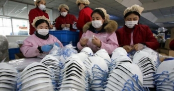 Trung Quốc “cầu cứu” khẩn cấp vì thiếu khẩu trang