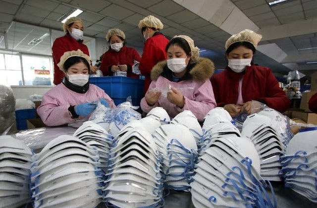 Trung Quốc “cầu cứu” khẩn cấp vì thiếu khẩu trang
