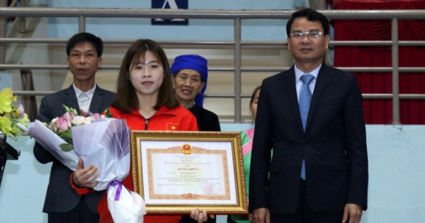 Lào Cai: Vinh danh VĐV Hoàng Thị Duyên đạt HCV SEA Games 30