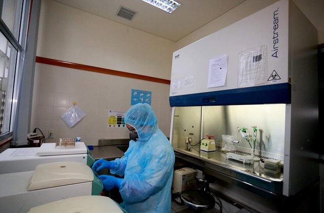 Bệnh viện đầu tiên tại miền Trung thực hiện được xét nghiệm virus corona