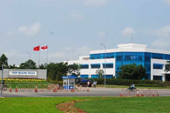 Quảng Ngãi có 72 doanh nghiệp sử dụng người lao động nước ngoài tại Khu Công nghiệp VSIP, Khu Công nghiệp Tịnh Phong, Khu Công nghiệp Quảng Phú, Khu Kinh tế Dung Quất và các đơn vị, công ty ngoài các khu công nghiệp.