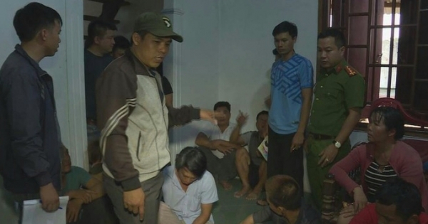Đắk Lắk: Triệt phát "ổ bạc", bắt giữ gần 20 đối tượng đang "say máu, sát phạt"