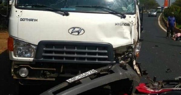 Đắk Nông: Va chạm với xe tải, 2 người thương vong