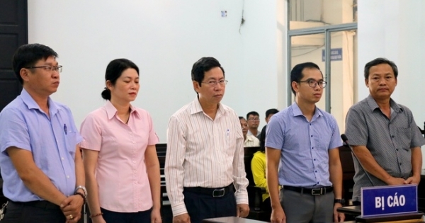 Cựu Phó chủ tịch TP Nha Trang nhận án 9 tháng tù